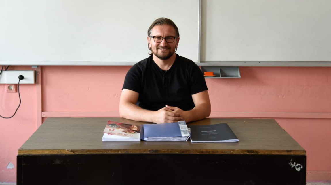 Mehmet ÜLKER - Sosyal Bilgiler öğretmeni